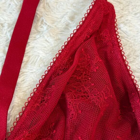 Victoria’s Secret Red Lace Bralette - Picture 7 of 7